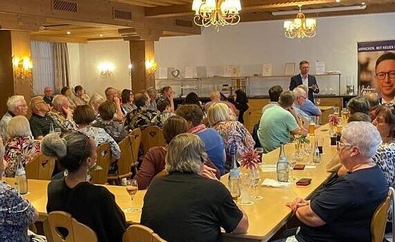 Volles Haus beim Bürgergespräch im „Lamm“ Volles Haus beim Bürgergespräch im „Lamm“